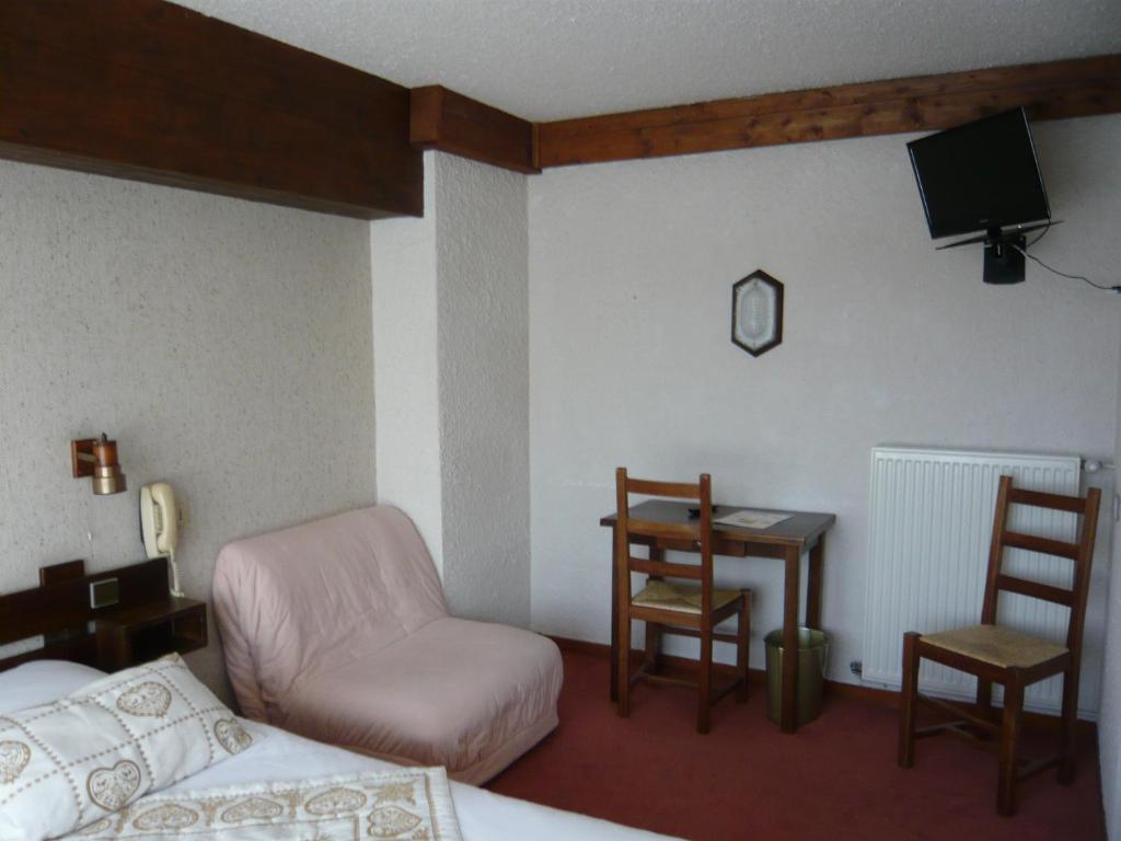 Hotel Le Tetras Notre-Dame-de-Bellecombe Zimmer foto